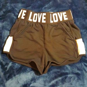 Women's M Black Shorts